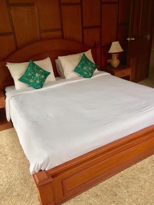 2 Bedroom Beachfront Villa Bang Po Koh Samui Exterior photo